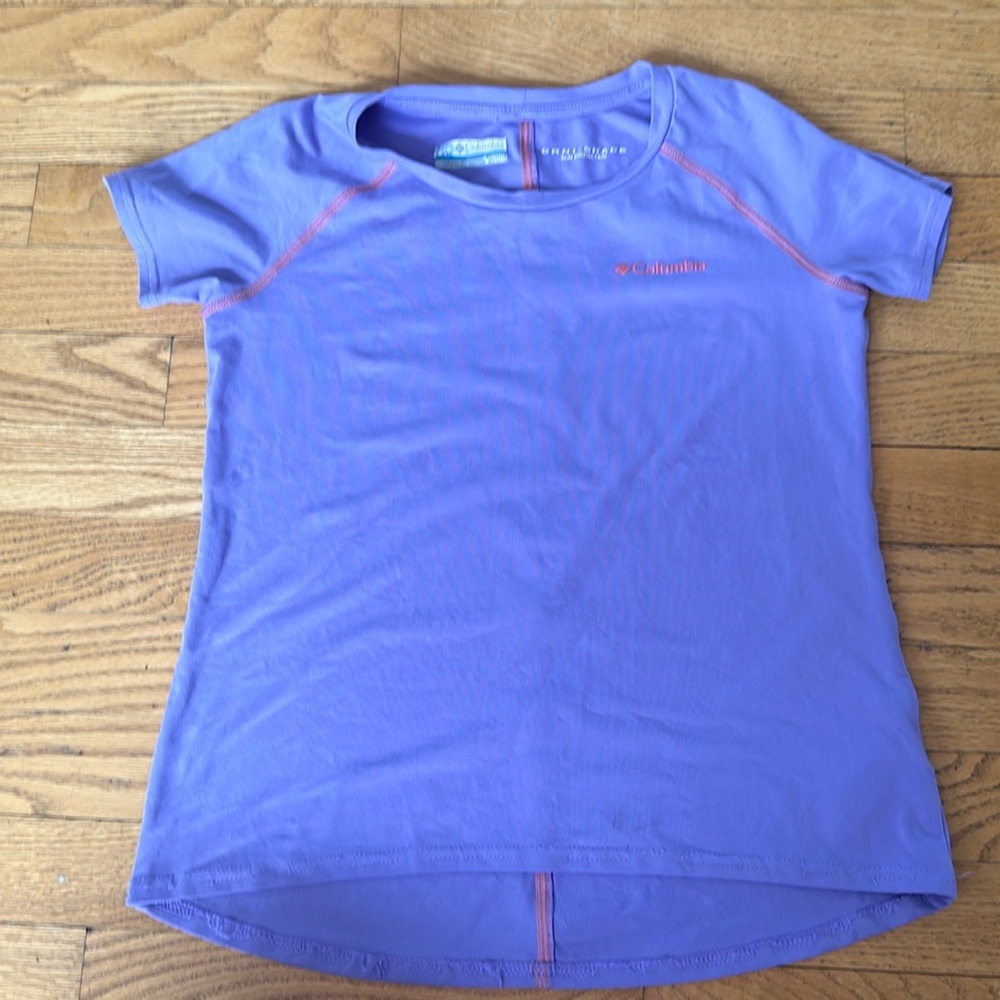 Purple Columbia T-shirt size Medium Sun Protection